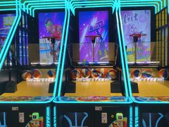 -反斗乐园π(龙华天虹店)