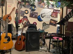-南锣鼓巷吉他吧(鼓楼店)