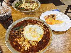 -丁丁猫重庆小面(徐州路店)