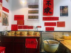 -柳州肥姨妈大骨螺蛳粉(曹路店)