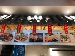 -爆炸头阿姨小四川正宗川味小吃(无任何分店)