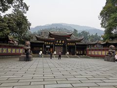 -峨眉山报国寺