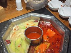 -佬土鹅肠火锅(扬中步行街店)