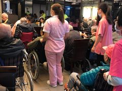 等位区-添好运点心专门店(深水埗店)