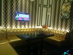 -皇马纯KTV·量贩·聚会(民治店)