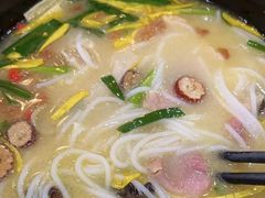 -桥香园过桥米线(国贸店)