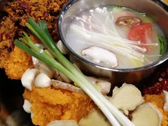 -周幺妹重庆老火锅(银泰城总店)