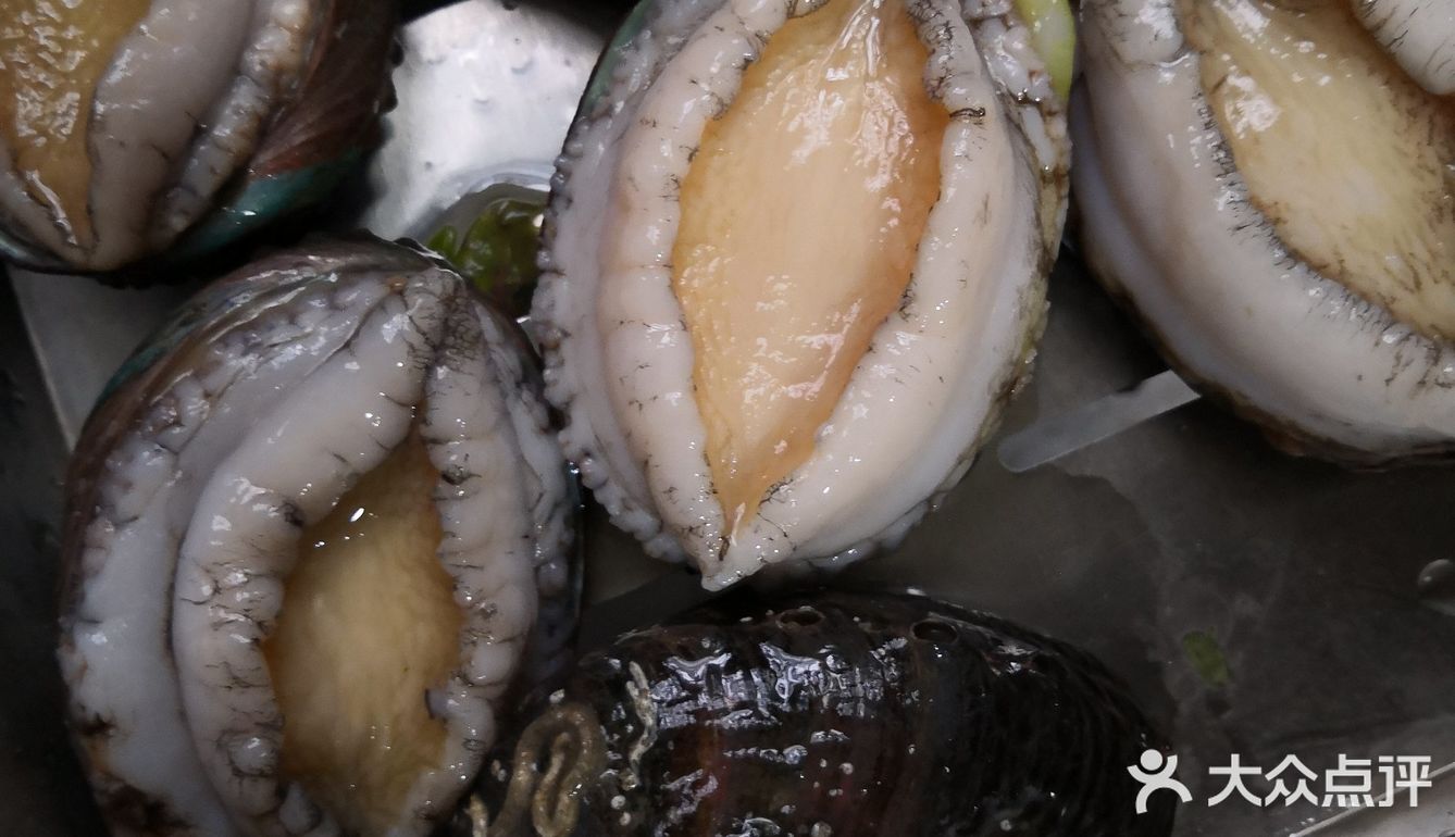 在家好好吃饭之蒜蓉蒸鲍鱼
