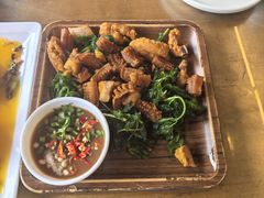 -隔壁老王·家常云南菜(花巷店)