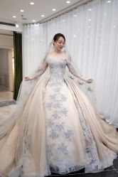 点击看大图 -拉瑞娜LaReine婚纱礼服高级定制