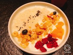 金桃酸奶-丝路金桃·新疆菜(徐汇店)