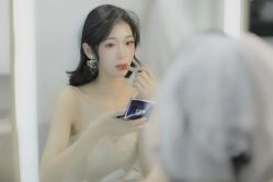 -艾米丽婚纱礼服