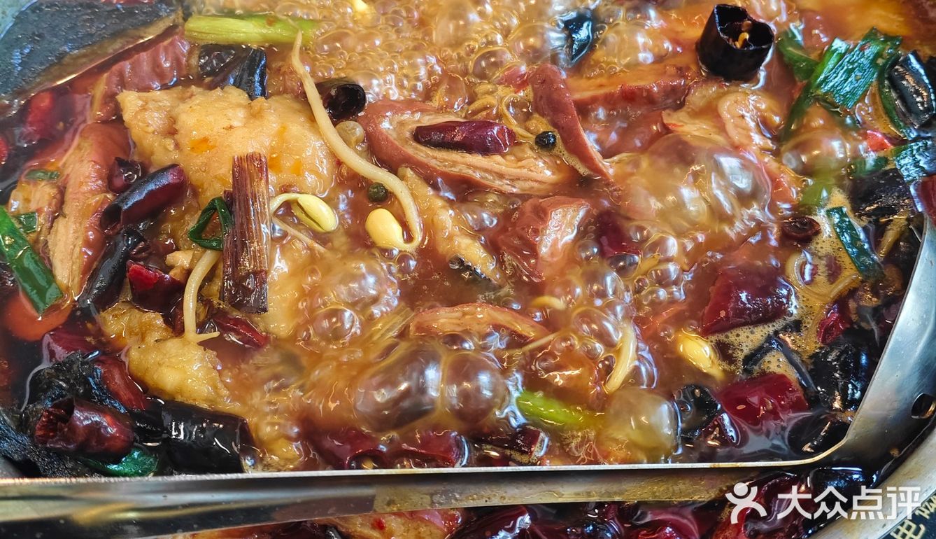 坐标南宫📍值得三刷的宝藏餐馆-鱼杂锅封神！