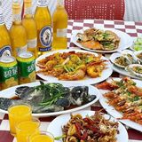 大快朵颐的海鲜大餐