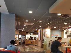 -麦当劳(杭州西湖银泰百货店)