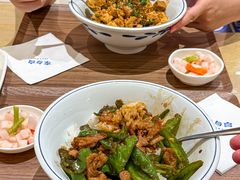 -李与白包子铺(桐梓林店)