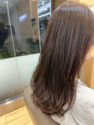 -首脑美发沙龙