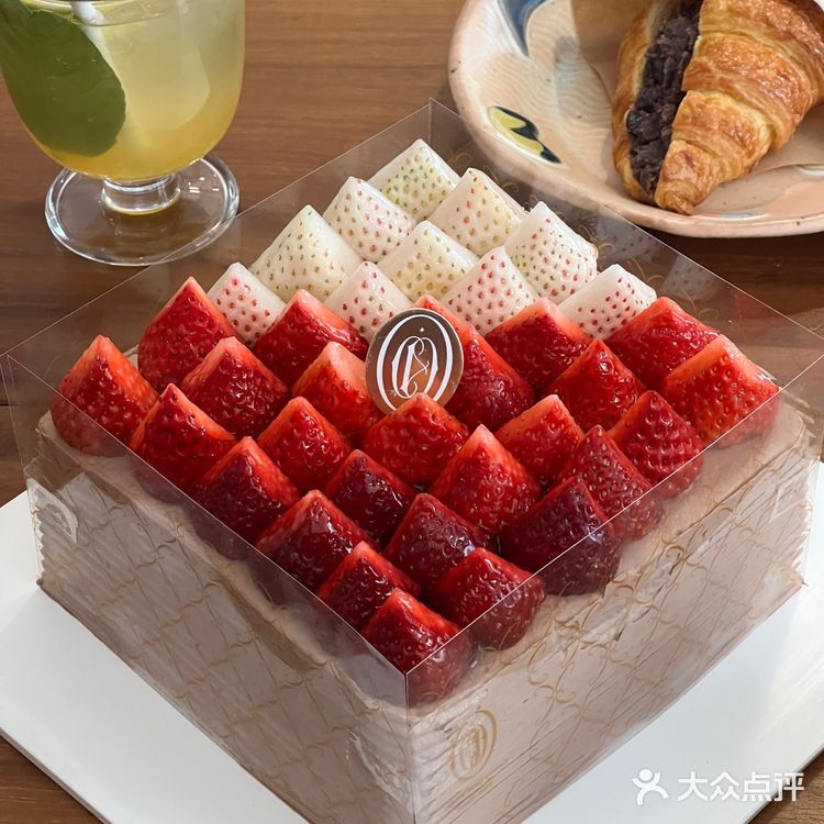 是我无法拒绝的草莓蛋糕🍓🍰🍫