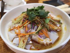 石河子凉皮-西域阿里马新疆菜·清真(桂花路店)