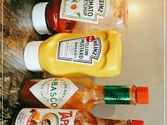 -HIGH FIVE哈福手工汉堡(桂林路店)