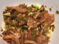 -俏湖兰·辣椒炒个肉(海沧店)