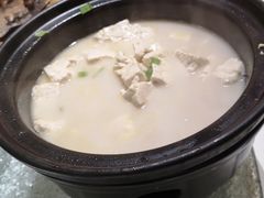 渔家豆腐煲-巴音浩日娲·蒙餐(双林东路店)