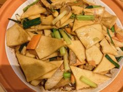 -喜鹊音乐酒馆(西街店)