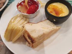 -金马门国际美食百汇(珞喻路店)