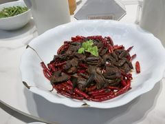 -鱼痴渔醉·食鲜集(青山江滩店)