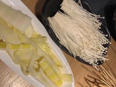 -尚品小土屋涮毛肚(李沧万达店)