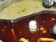 -肖肖酸萝卜鱼火锅(总店)