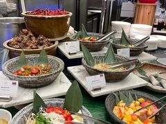 -圣丰索菲特·2 On 988 Café 自助餐厅