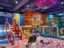 -LuckyStar幸运星家庭娱乐中心(东莞国贸店)