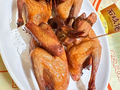 招牌烤乳鸽-石岐佬中山菜馆(张溪店)
