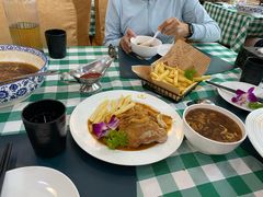 -起士林西餐厅(东经路店)