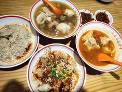 -八二小区抄手(龙湖上城天街店)