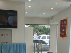 -德元·美联众合24小时动物医院(总院)