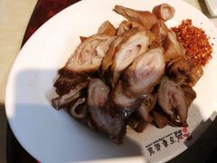 -老鼎万春卤菜(五代传承创始老店)