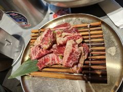 -草家酱蟹炭火烤肉店(珲春南路一店)