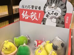 -钟书阁(松江泰晤士小镇店)