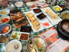 -益百岁牛尾汤(香山路店)