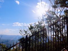 -蟒山国家森林公园天池停车场