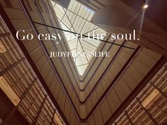 -上海虹桥中心爱琴海亚朵S酒店