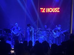-TZ House音乐现场(来福士中心店)
