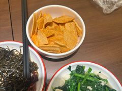 -顺溜·手工刀削面·黑金店(铜锣湾店)