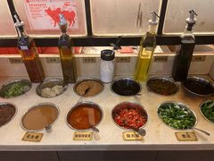 自助调料区-悦来悦牛潮汕牛肉火锅(大浪店)
