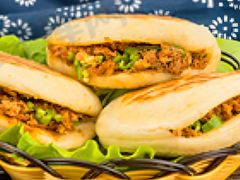 烧饼夹肘子-昌顺马记小吃店(回龙观店)