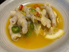 金汤柠汁酸辣鸡爪-滇野云南野生菌餐厅(陕西南路店)