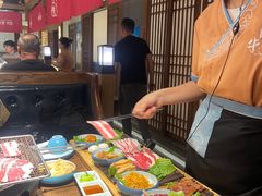 -明洞阿姨·韩式酱蟹烤肉·创意料理(三元桥店)