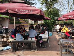 -楠柏弯休闲山庄(梨花溪店)